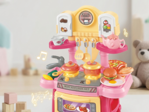 Fun Kitchen Mini Kuhinja | Svetla, Muzika, Pribor | 3+